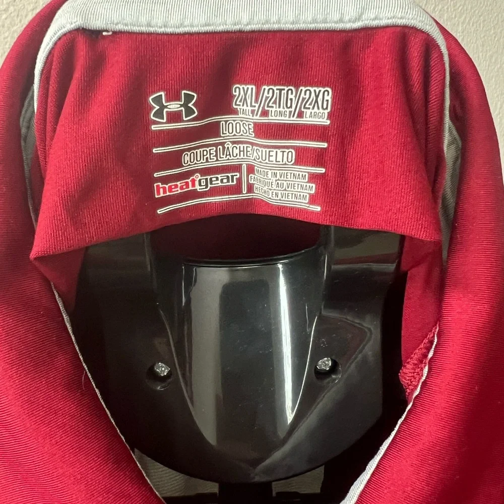 Under Armour Red and White Men's Polo Shirt - Picture 5 of 5